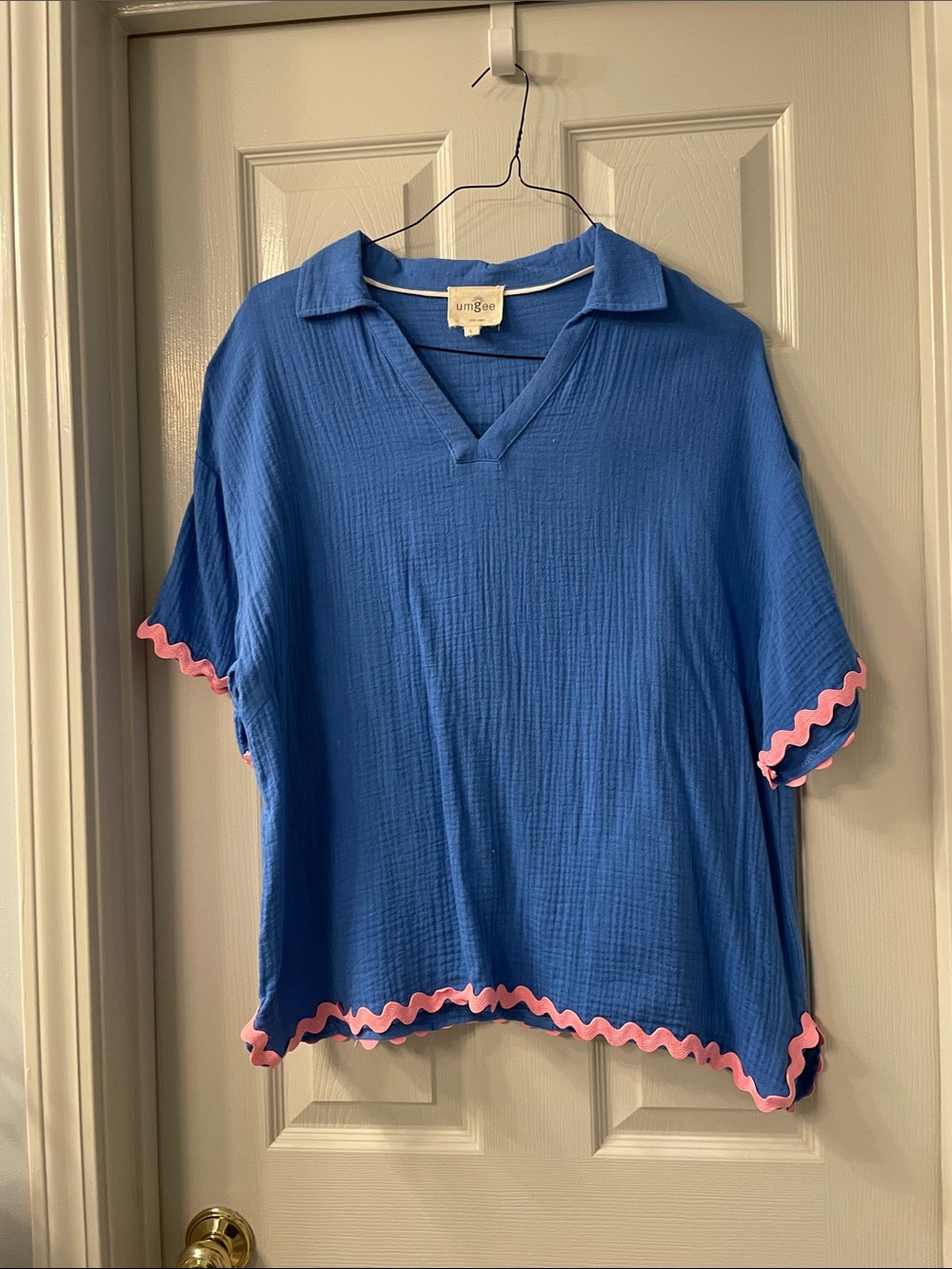 Umgee Royal Blue Short-Sleeve Tunic with Pink Rickrack Trim